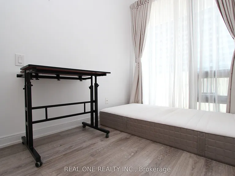 50 Charles St E #1801 — Photo 10