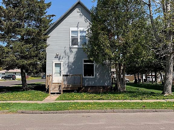 3rd image of 49 Norwood Ave