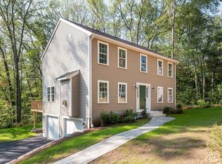 31 Main St, Medway, MA 02053