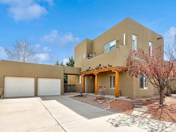 4405 Autumn Leaf Ln, Santa Fe, NM 87507