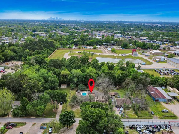 138 Hambrick Rd, Houston, TX 77060