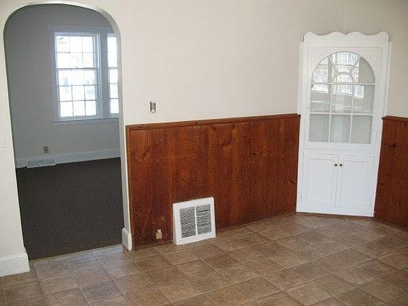 kitchen toward living room