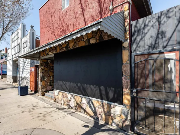 12742 Fort Rd NW, Edmonton, AB T5A 1A6