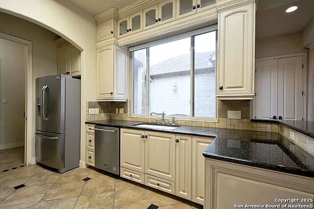 1159 Legacy Dr — Photo 11