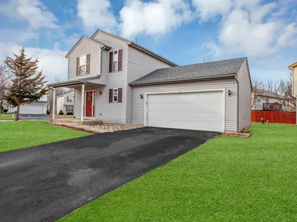 813 Rose Ln, Harvard, IL 60033