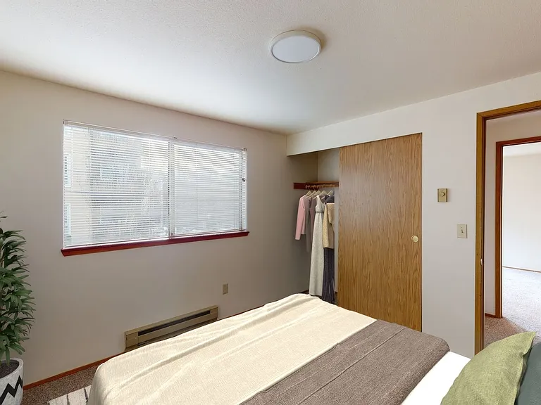 Kelly Anne Apartments — Photo 32