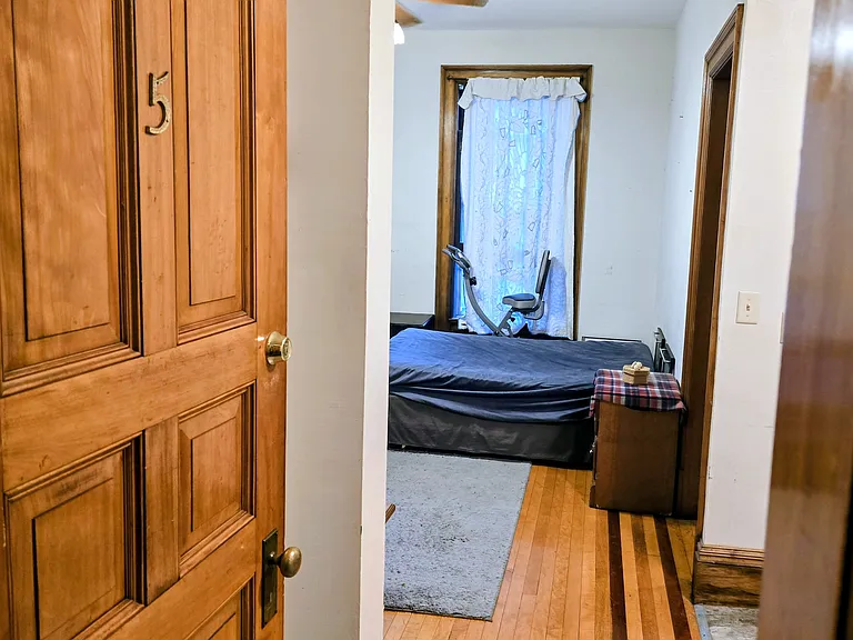 1920 Stevens Ave #5 — Photo 8