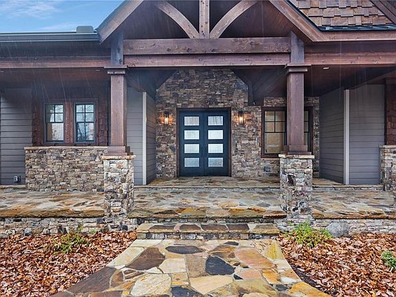 2nd image of 1332 Cox Mountain Dr
