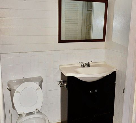3rd image of 10 N James St