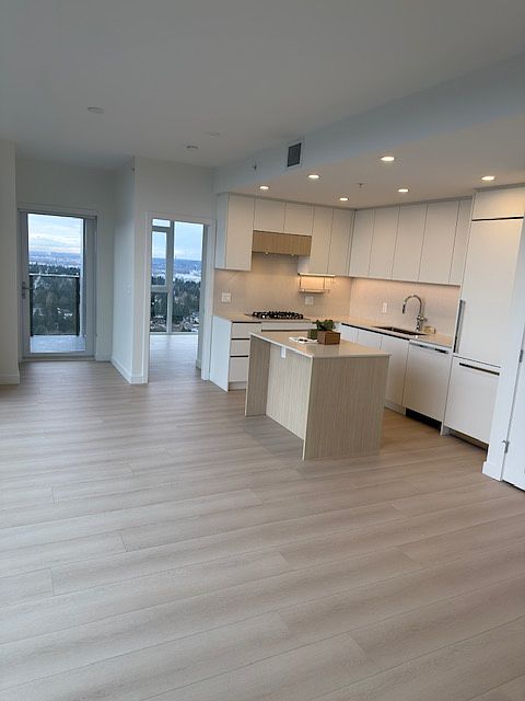 1st image of 13573 98a Ave #3804