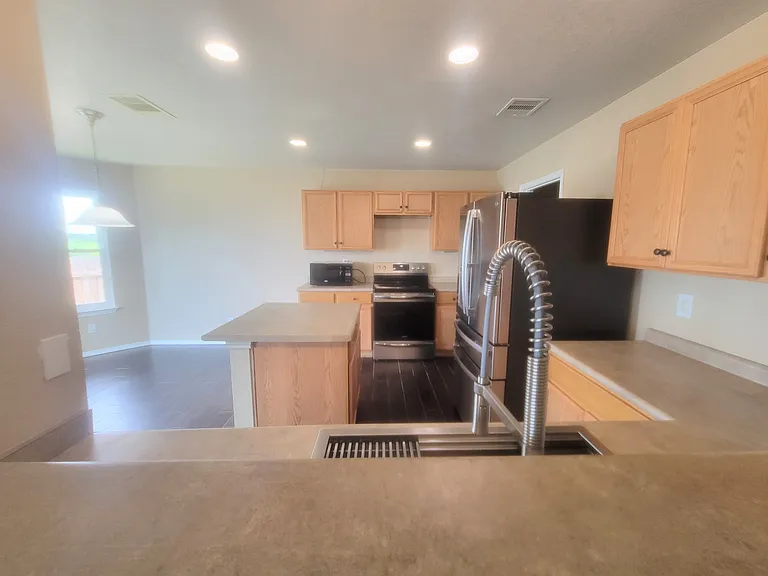 9130 Blazer Pl — Photo 7