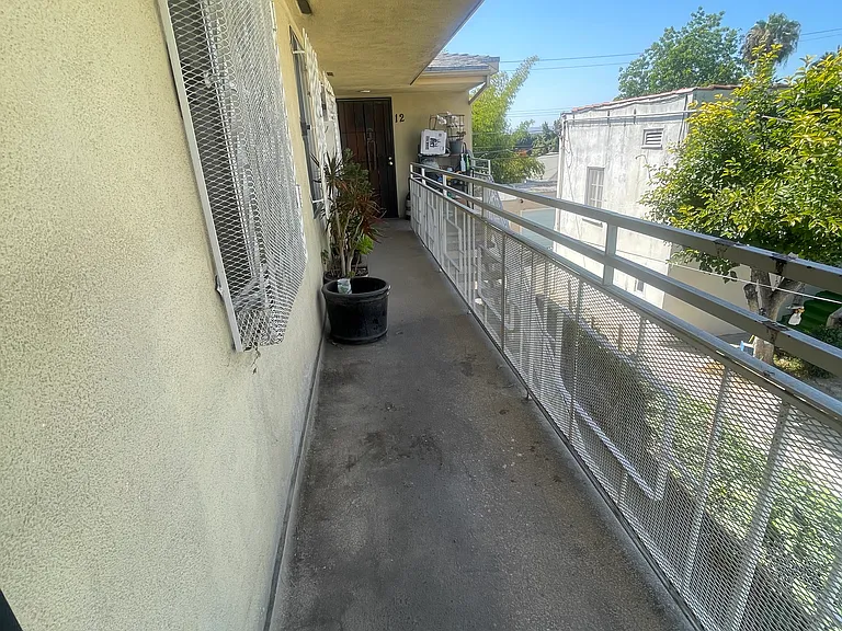 131 S Carondelet St #10 — Photo 11