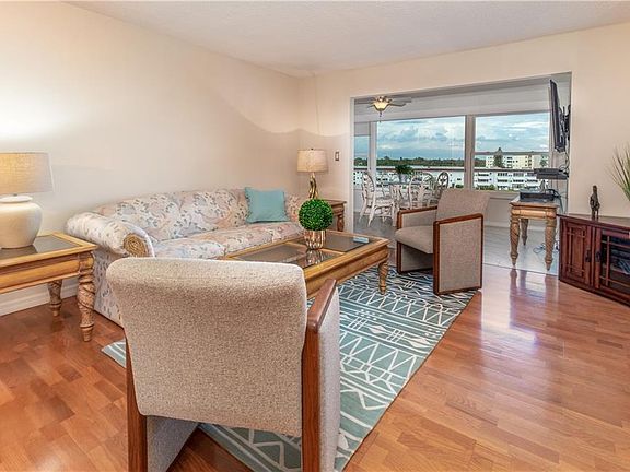 4th image of 5925 Shore Blvd S APT 502