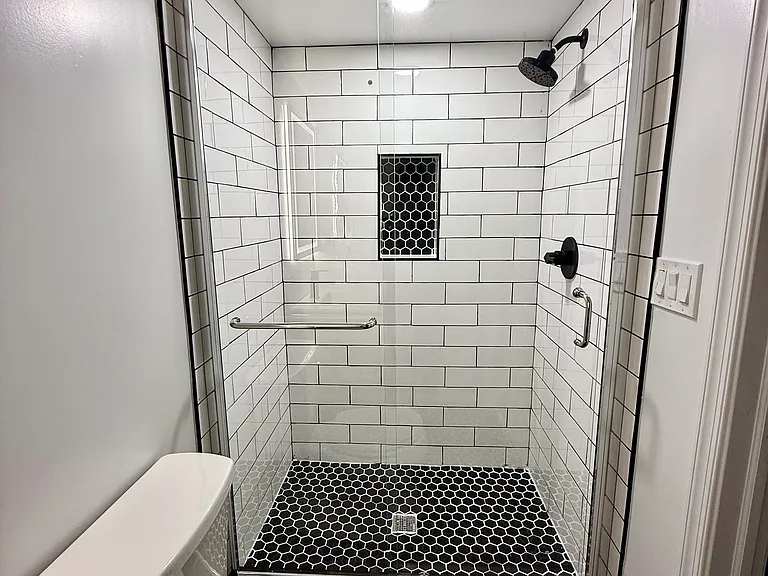 143 N Patterson Park Ave — Photo 16