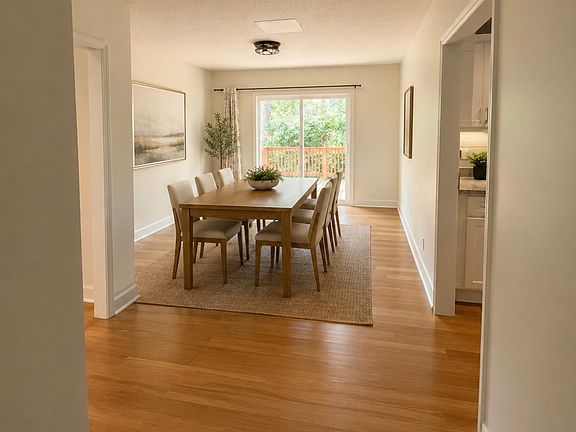 5th image of 3 Colonial Pines Cir