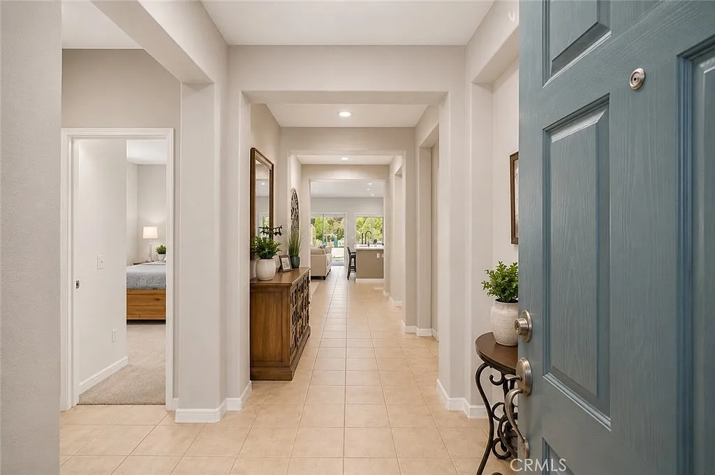 3 bed, 1835 sqft, $3,500 — Photo 4
