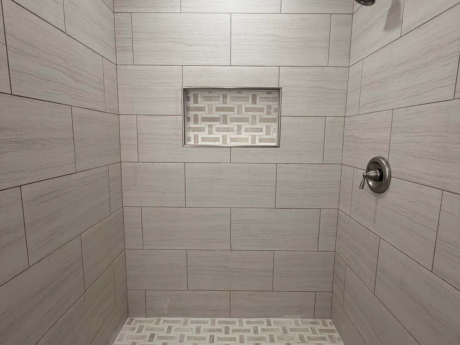 1 bed, 471 sqft, $2,400 — Photo 1