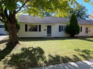 215 Darbyhurst Rd, Columbus, OH 43228