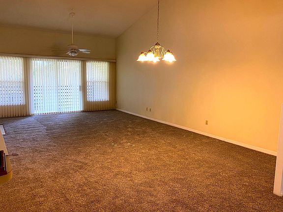 5th image of 3042 Clubview Dr #2605