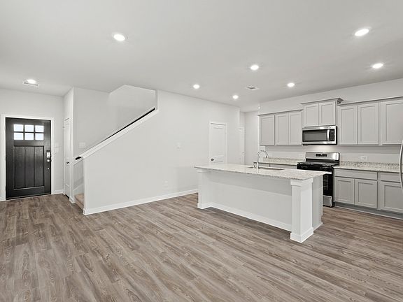 5th image of 17319 Gentle Doves Ln