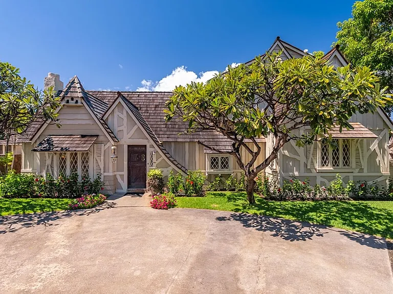 4584 Kahala Ave — Photo 30