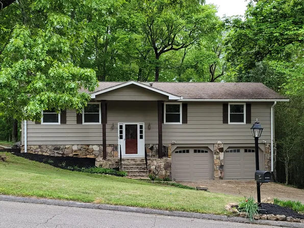 1825 Hidden Harbor Rd, Hixson, TN 37343