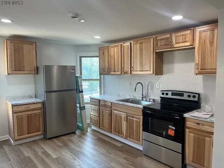 307 Market St #2 — Photo 4