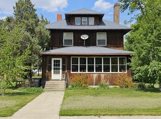 429 Main St, Ellendale, ND 58436