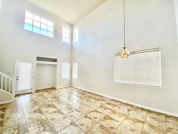 5th image of 8262 Settlers Inn Ct