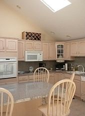 4th image of 120 Bishops Ln
