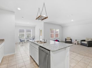 9521 Golden Summit Dr, Fort Worth, TX 76131