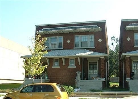 1st image of 416 S 4th St
