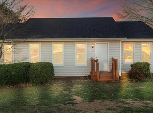1373 Sandy Cir, Blacksburg, VA 24060