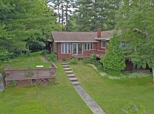 W8002 Cloverleaf Lake Rd, Clintonville, WI 54929