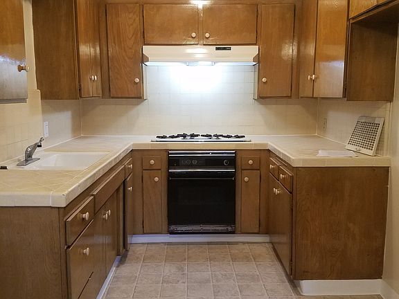 5th image of 411 N Chapel Ave APT M