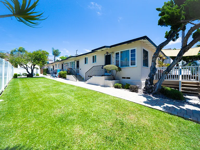 768 Tourmaline St — Photo 1