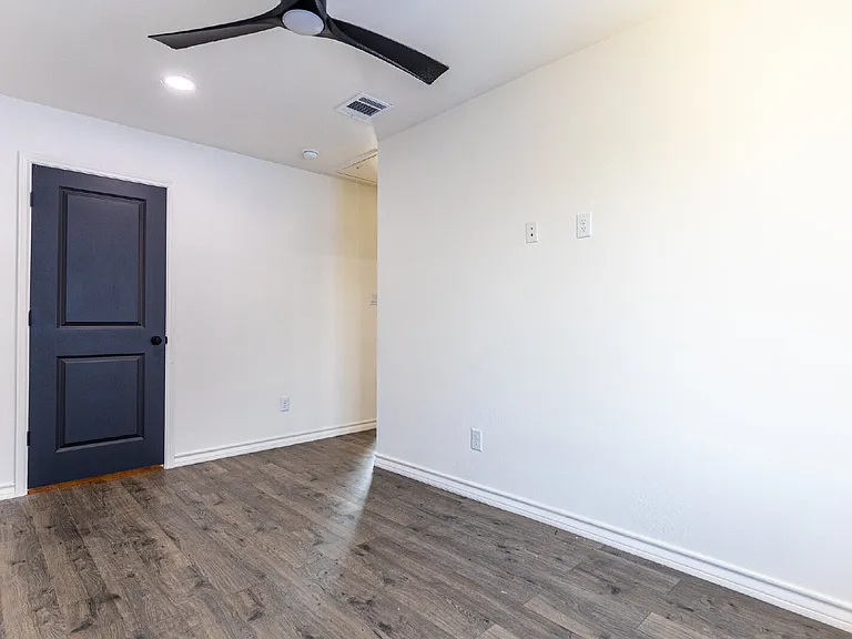 118 Shenandoah St #202 — Photo 26