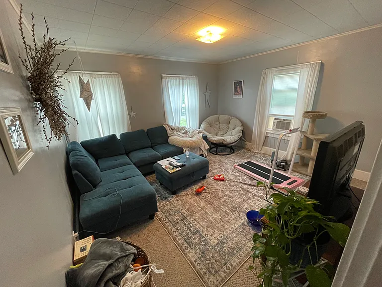 629 Main St #B — Photo 19
