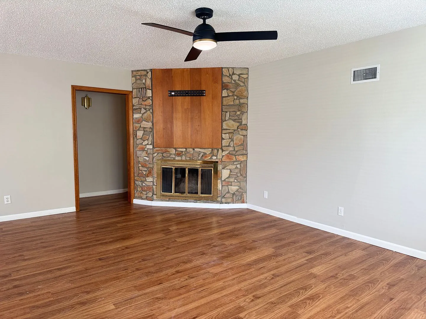 Italian Estates Property Management — Photo 2