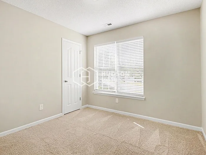 9314 Broken Pine Ln — Photo 10