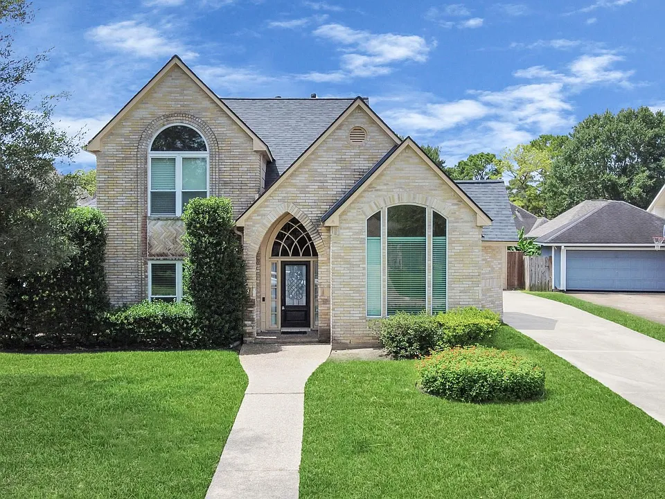10503 Great Plains Ln