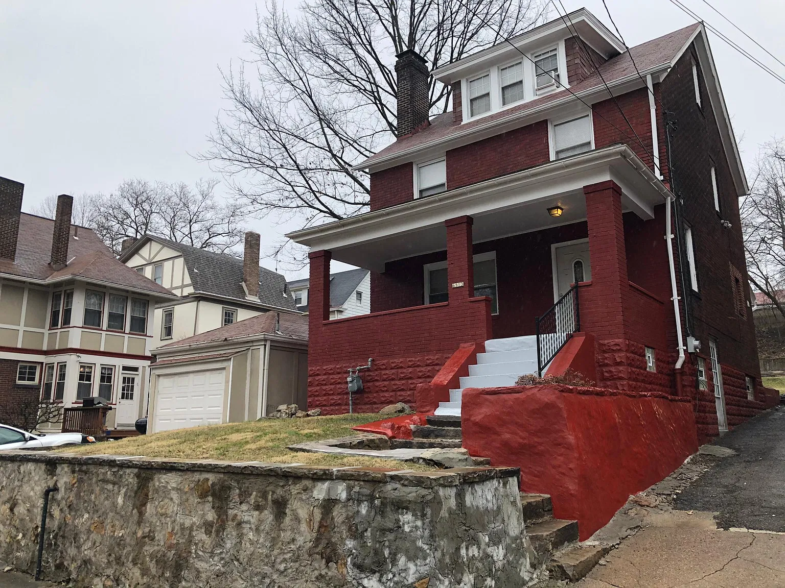 6313 Phillips Ave — Photo 1