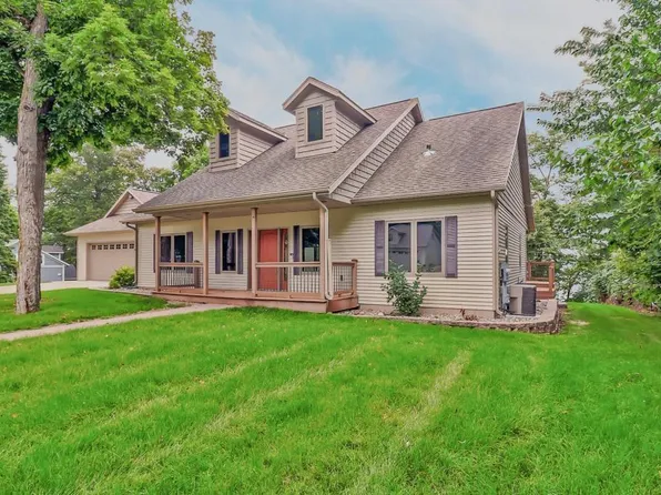 14449 E Fox Lake Rd, Detroit Lakes, MN 56501