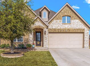 15613 Pioneer Bluff Trl, Roanoke, TX 76262
