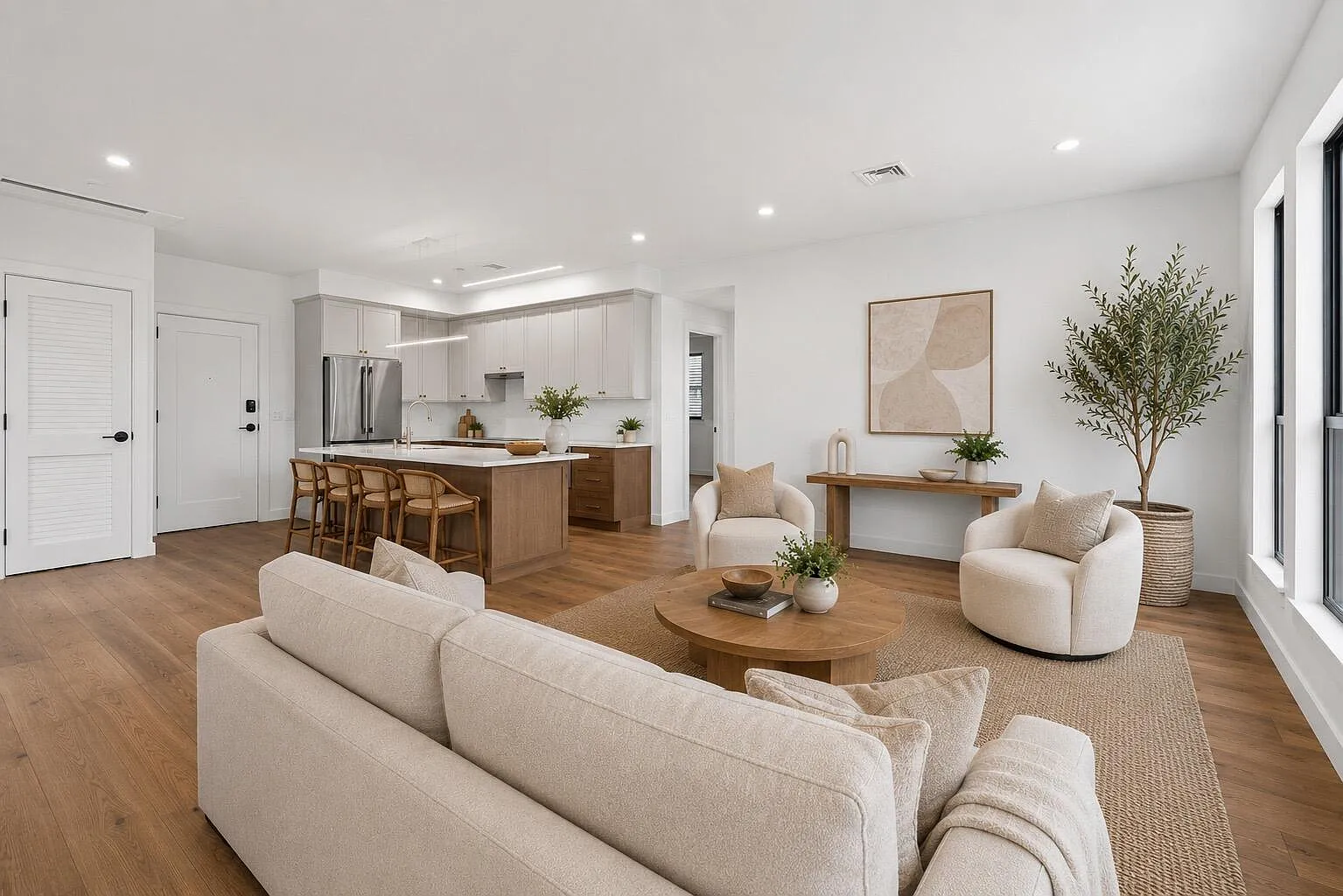 2 bed, 1001 sqft, $4,500 — Photo 4