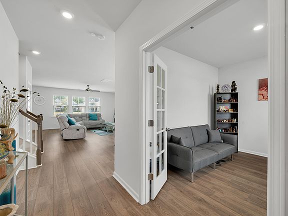 4th image of 244 Cypress Preserve Blvd