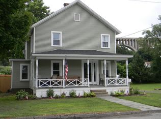 87 N Main St, Nicholson, PA 18446