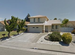 568 Acadia Dr #B, Petaluma, CA 94954