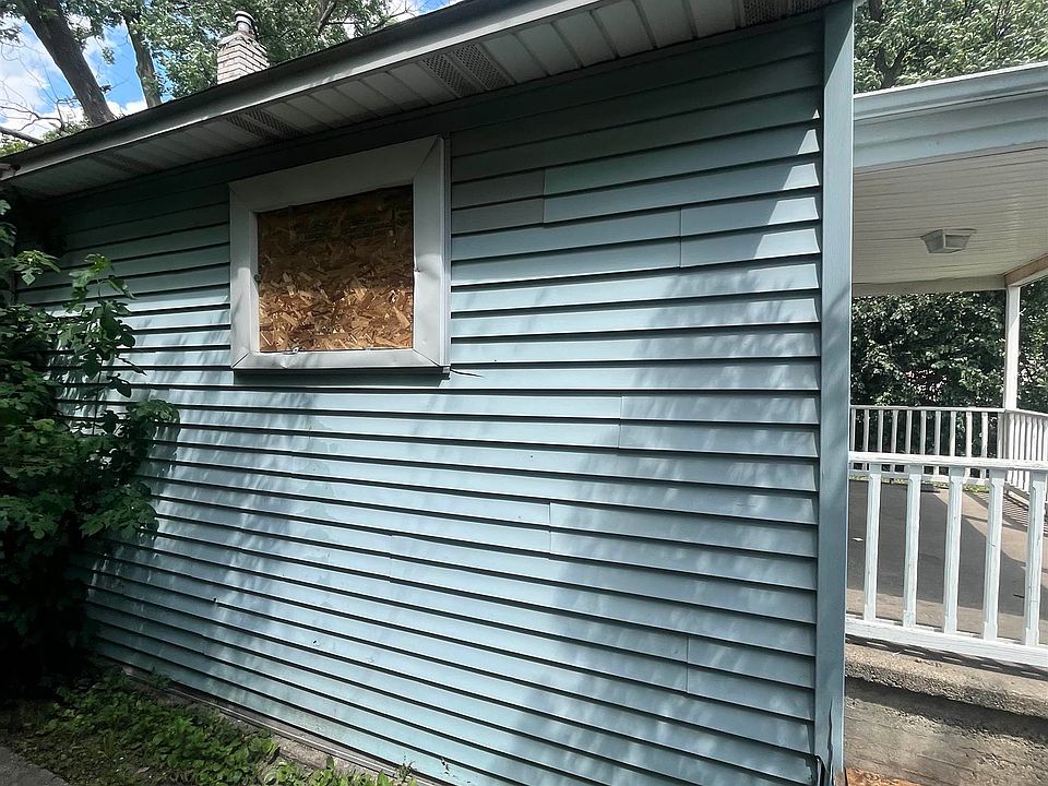 2nd image of 3617 Davison Rd