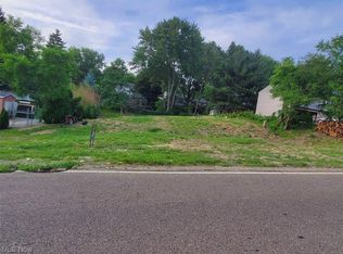 2595 Ridgewood Rd, Akron, OH 44313